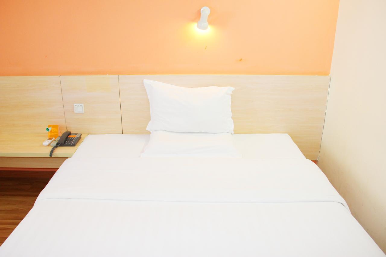 7Days Inn Beijing Yanqing Walmart Exterior photo